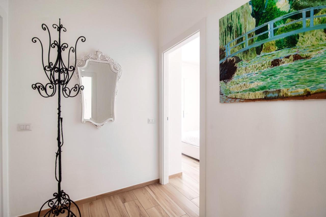 Apartmán Piazza Roma - The House Of Travelers Como Exteriér fotografie