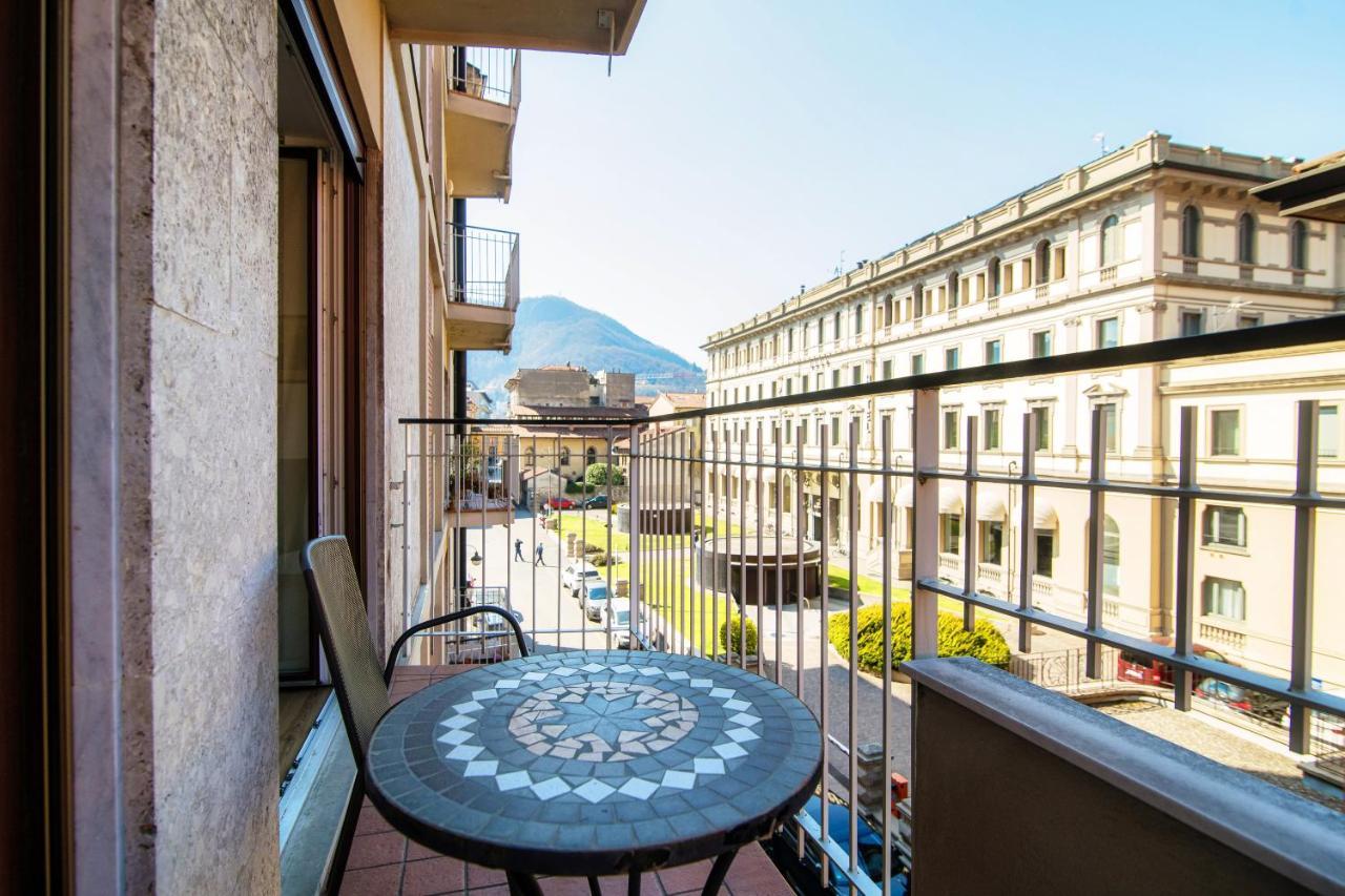 Apartmán Piazza Roma - The House Of Travelers Como Exteriér fotografie